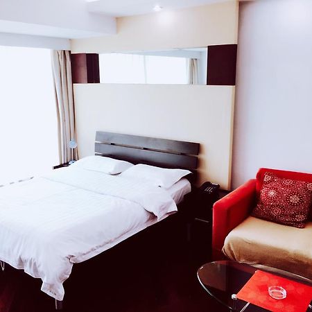 Shanghai Skiline World Union Service Apartment Екстер'єр фото