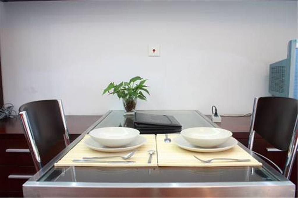 Shanghai Skiline World Union Service Apartment Екстер'єр фото