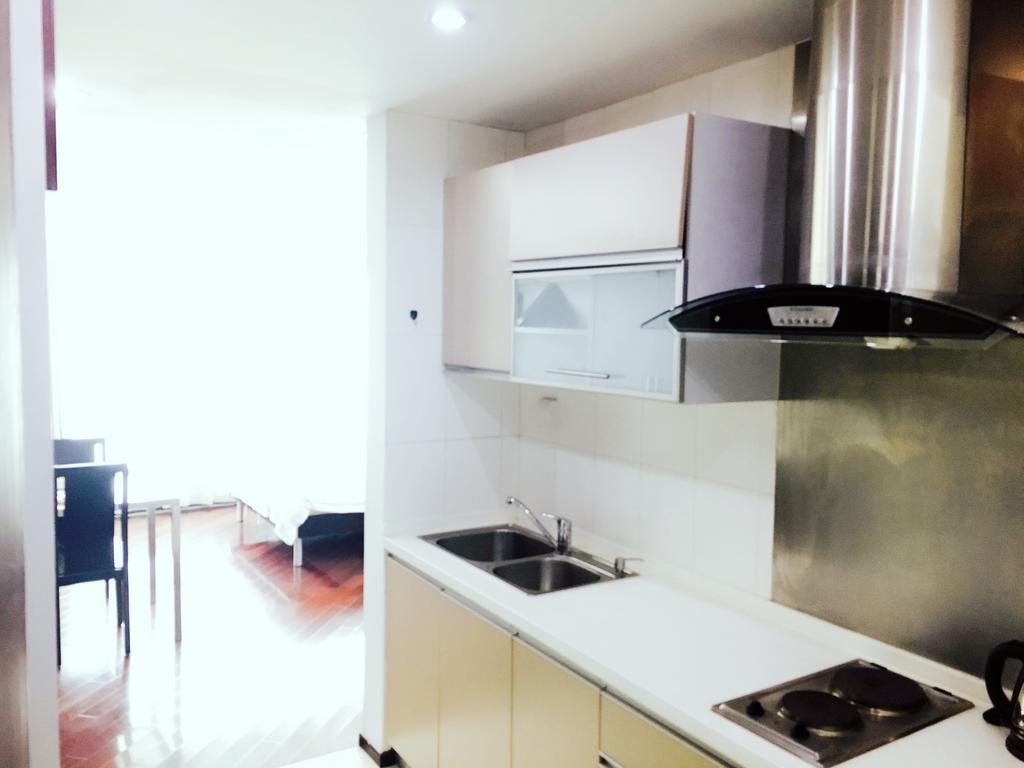 Shanghai Skiline World Union Service Apartment Екстер'єр фото